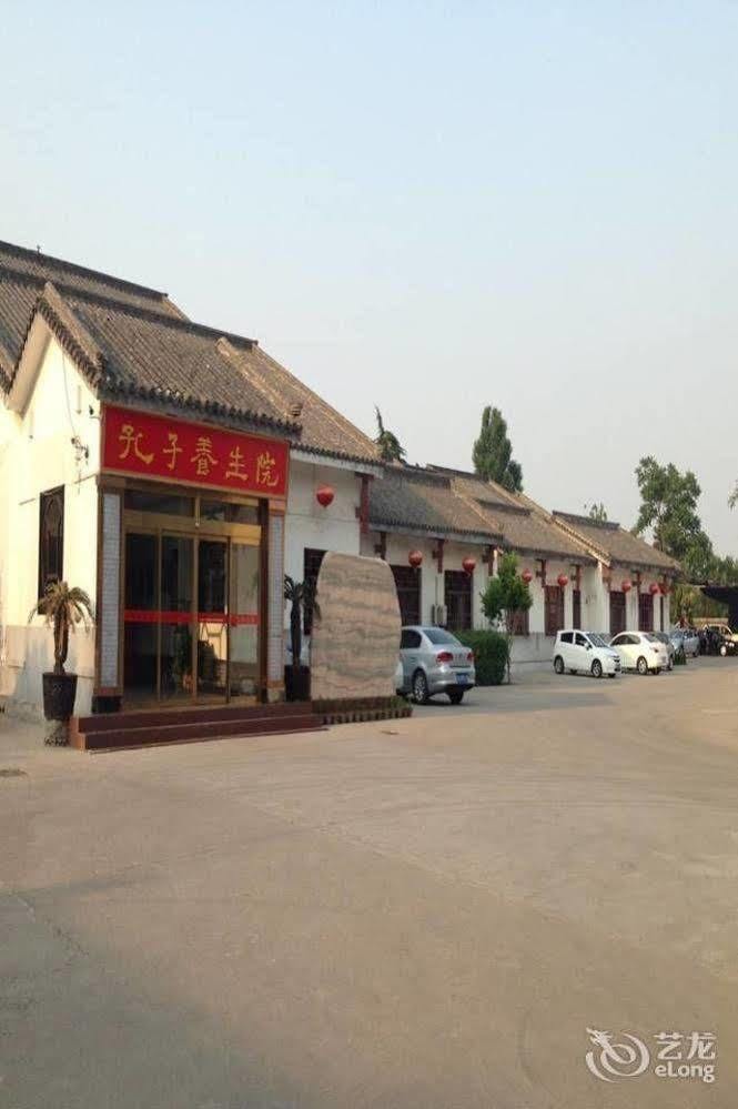 Kongfu Nanyuan Hotel Qufu Esterno foto